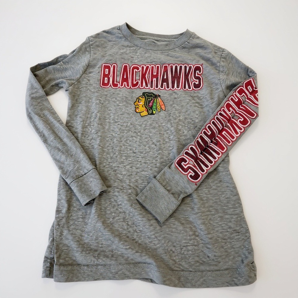NHL Chicago Blackhawks Gray Long Sleeve T-Shirt Hockey Graphic Tee Boy‎ 8